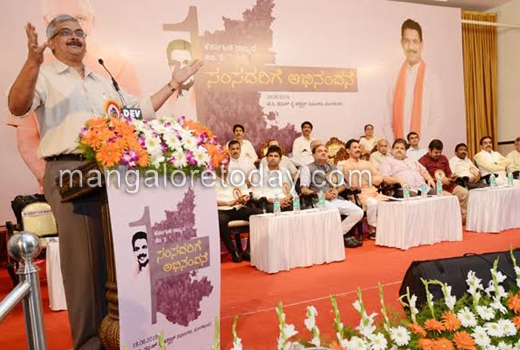Minister Ananth Kumar lauds Central govt 1